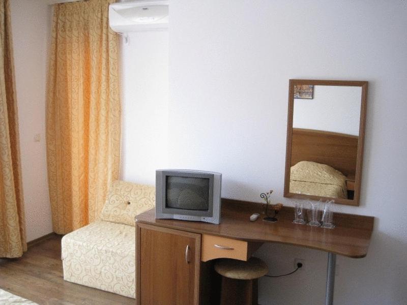 Family Hotel Hit Kiten  Εξωτερικό φωτογραφία