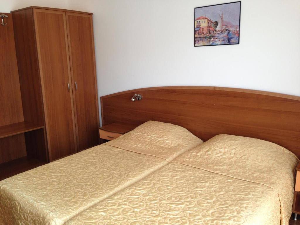 Family Hotel Hit Kiten  Δωμάτιο φωτογραφία