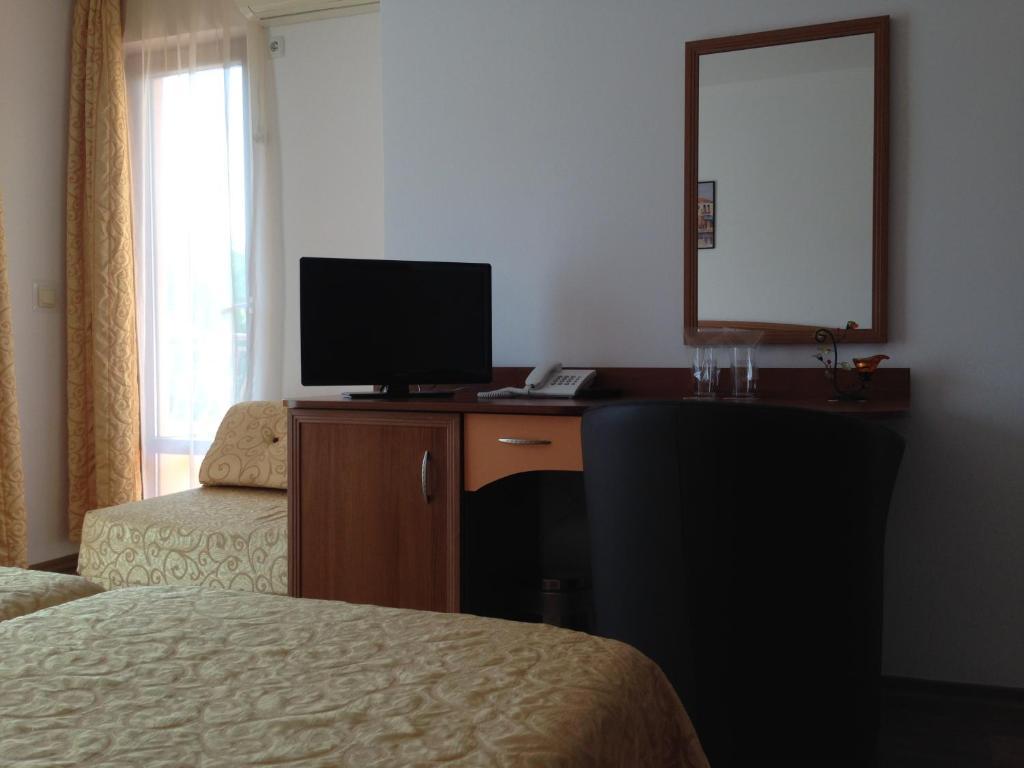 Family Hotel Hit Kiten  Εξωτερικό φωτογραφία