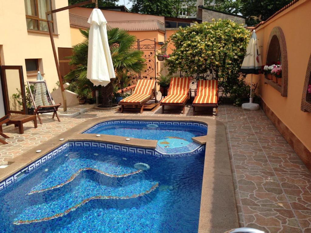 Family Hotel Hit Kiten  Εξωτερικό φωτογραφία